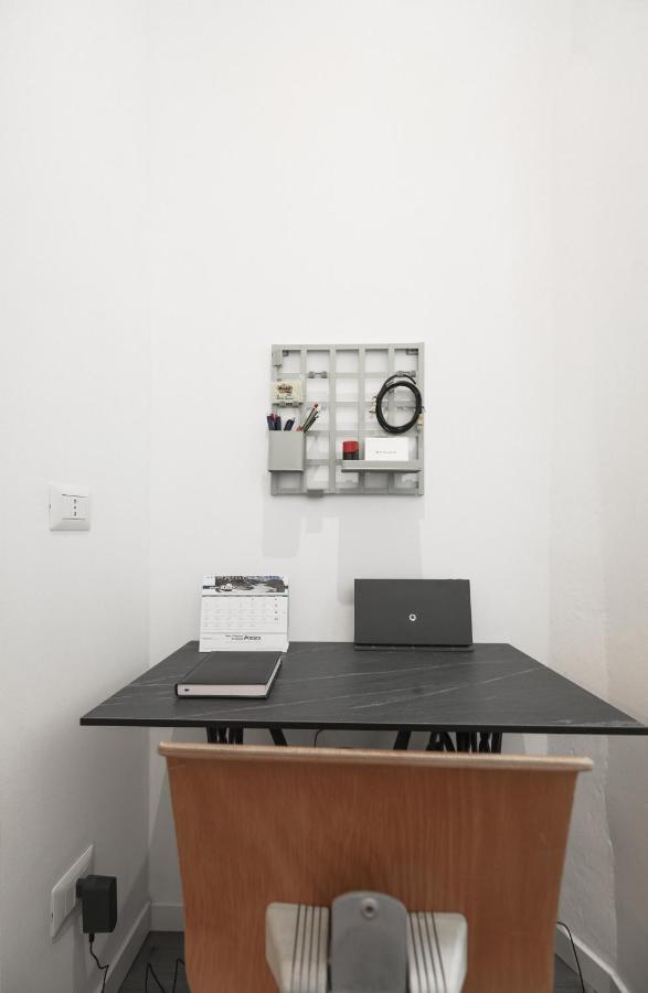 Apartamento Blue Sapphire Como Cozy Flat In Center Of City Exterior foto