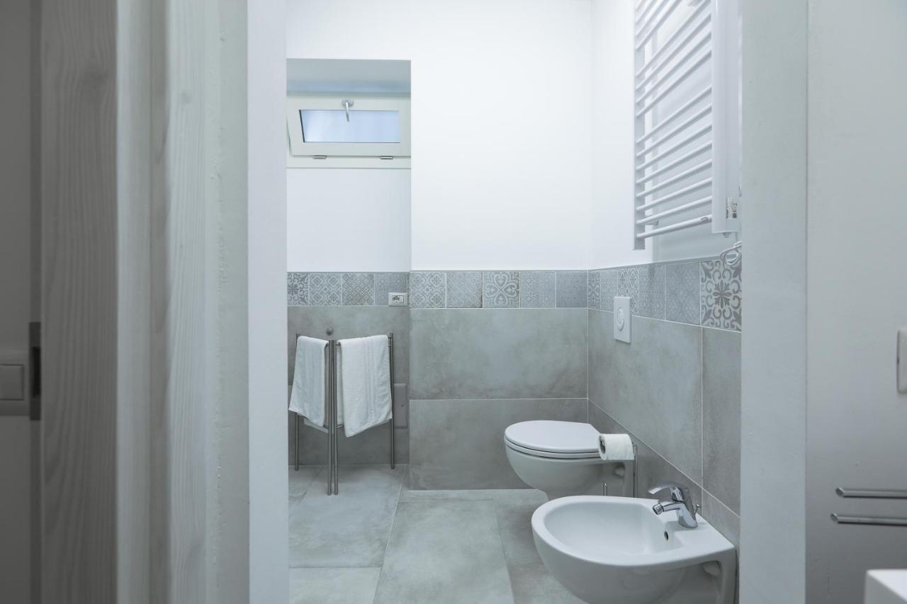 Apartamento Blue Sapphire Como Cozy Flat In Center Of City Exterior foto